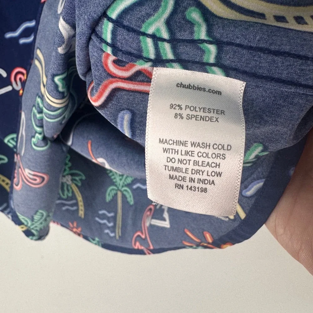 Chubbies Mens Large Neon Flamingo Palm Tree Tropical Navy Short Sleeve Shirt‎ L